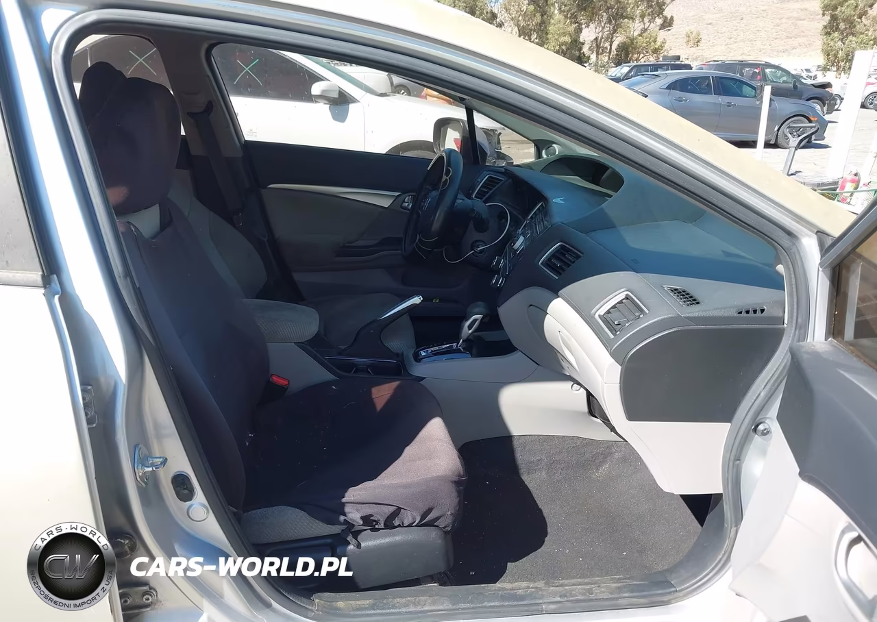2013 Honda Civic Hybrid VIN:19XFB4F27DE001549 - 5