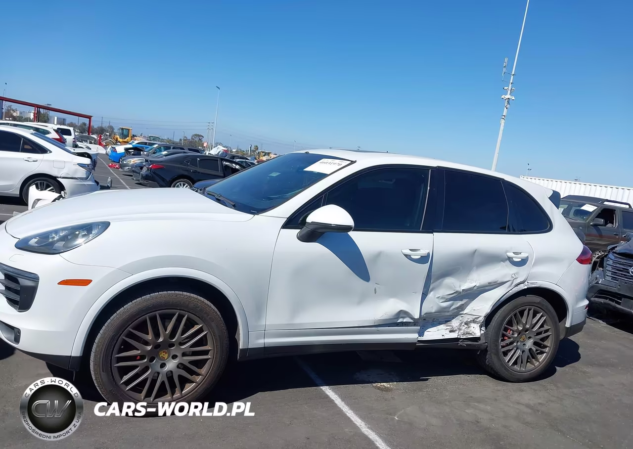 2018 Porsche Cayenne Platinum Edition VIN:WP1AA2A25JKA02912 - 15