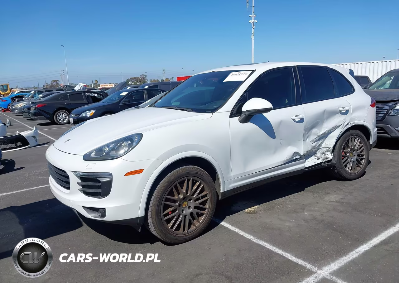 2018 Porsche Cayenne Platinum Edition VIN:WP1AA2A25JKA02912 - 2