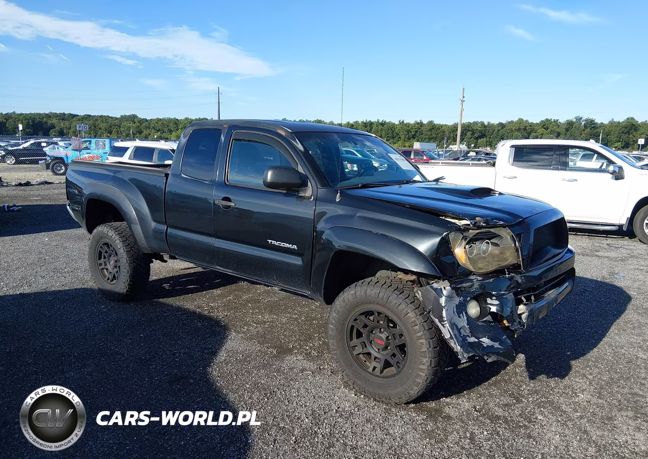 2005 Toyota Tacoma Base V6