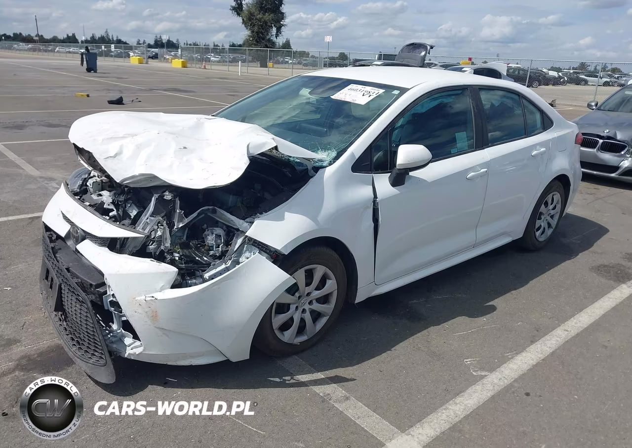 2020 Toyota Corolla Le VIN:5YFEPRAE1LP113773 - 2