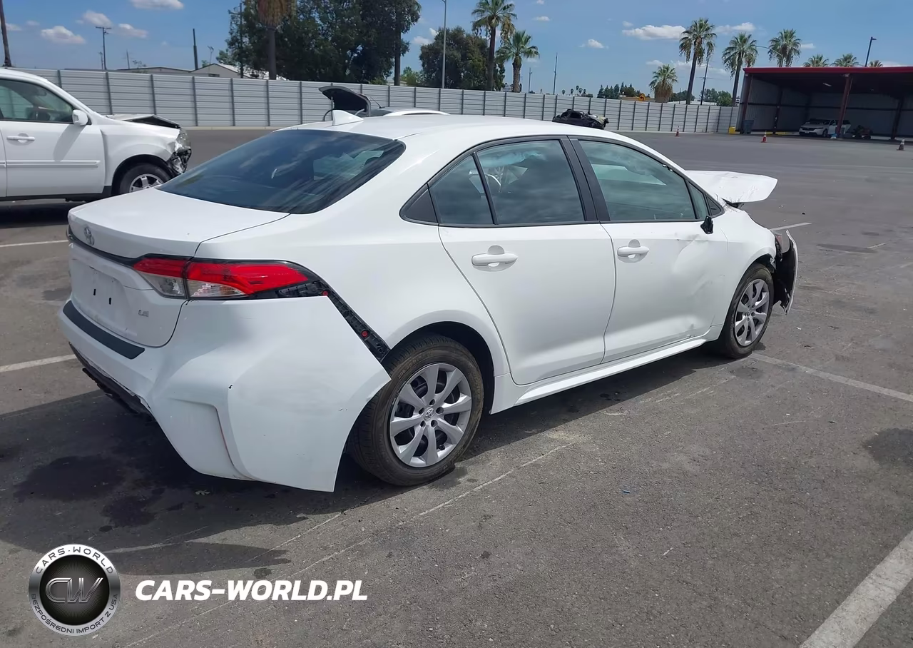 2020 Toyota Corolla Le VIN:5YFEPRAE1LP113773 - 4