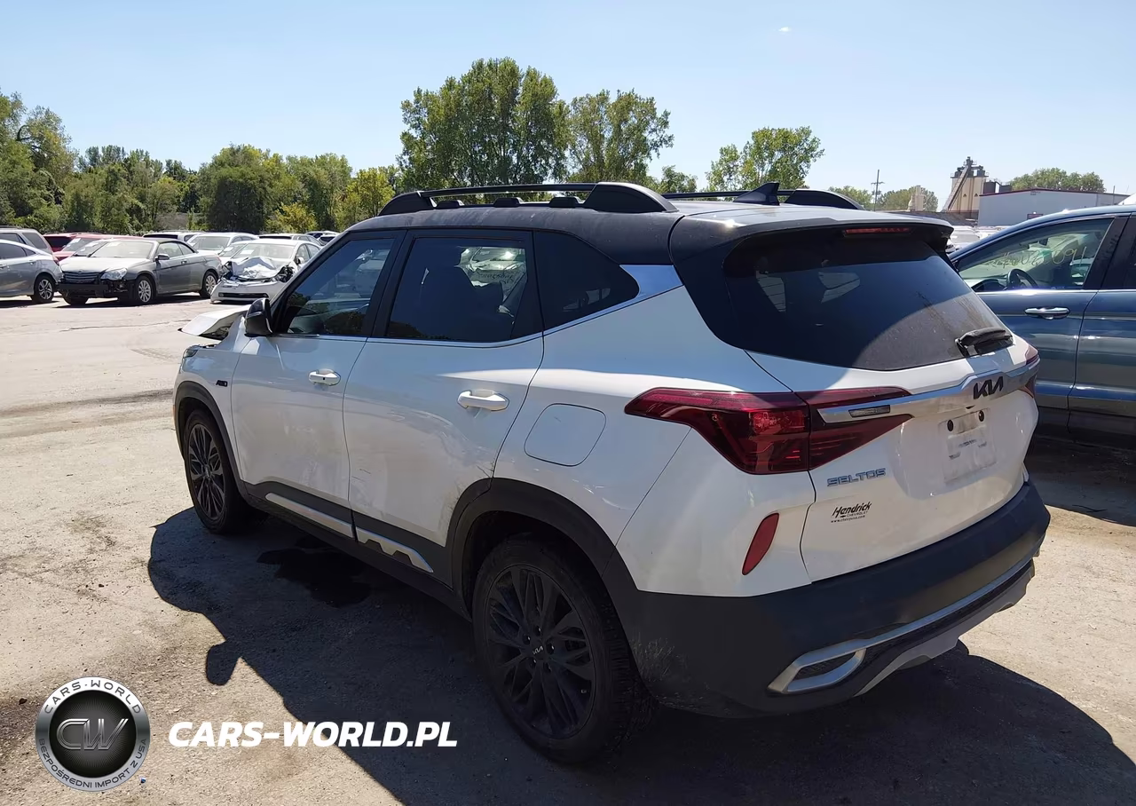 2023 Kia Seltos Nightfall Edition VIN:KNDEUCA29P7351518 - 3