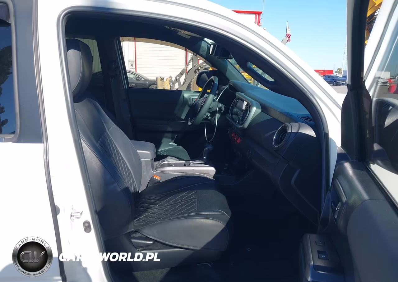 2023 Toyota Tacoma Trd Off Road VIN:3TMAZ5CN2PM197324 - 5