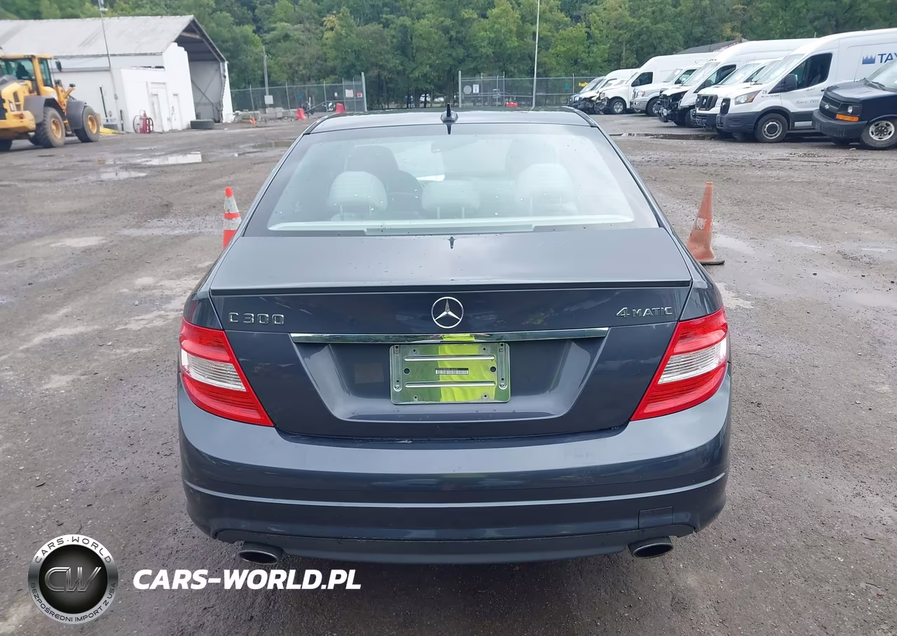 2011 Mercedes-Benz C 300 Luxury 4Matic-Sport 4Matic VIN:WDDGF8BB4BR166620 - 16