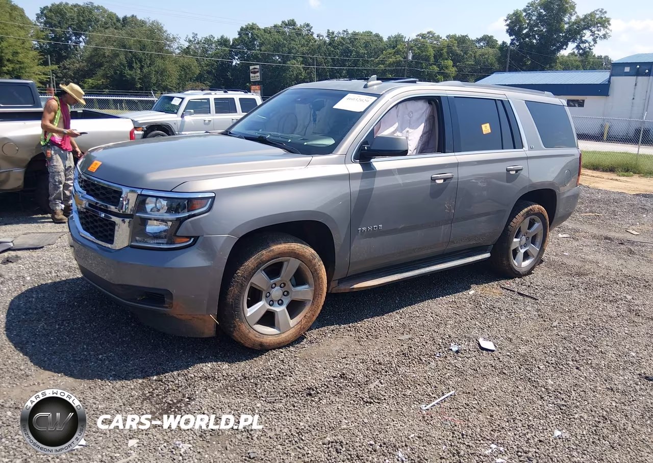 2017 Chevrolet Tahoe Lt VIN:1GNSCBKCXHR328351 - 2
