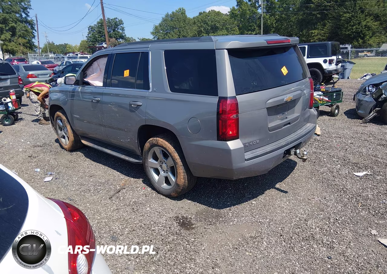 2017 Chevrolet Tahoe Lt VIN:1GNSCBKCXHR328351 - 3