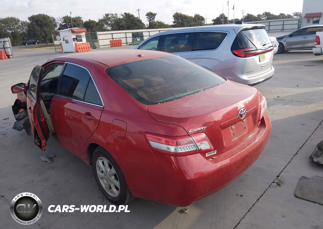 2010 Toyota Camry Le VIN:4T4BF3EK8AR082381 - 3