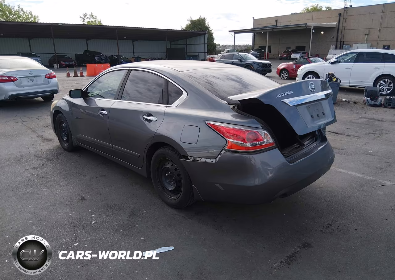2014 Nissan Altima 2.5 S VIN:1N4AL3AP5EN349356 - 3