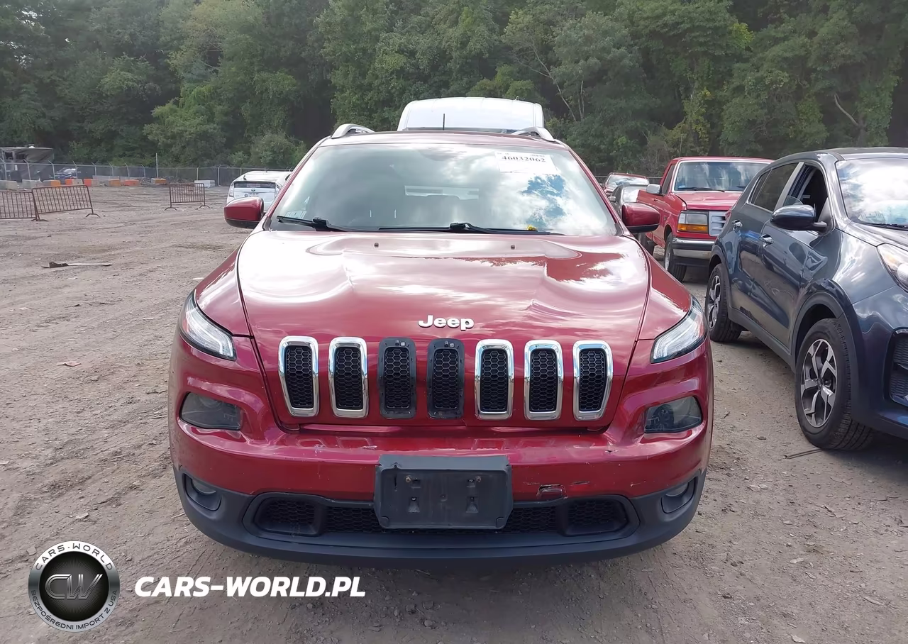 2017 Jeep Cherokee Latitude 4X4 VIN:1C4PJMCB9HW660272 - 12