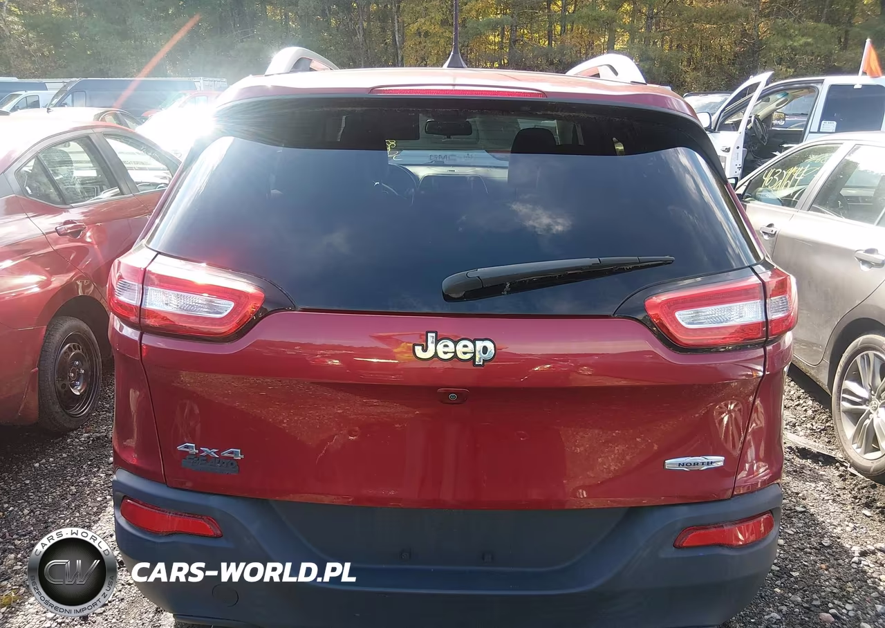 2017 Jeep Cherokee Latitude 4X4 VIN:1C4PJMCB9HW660272 - 16