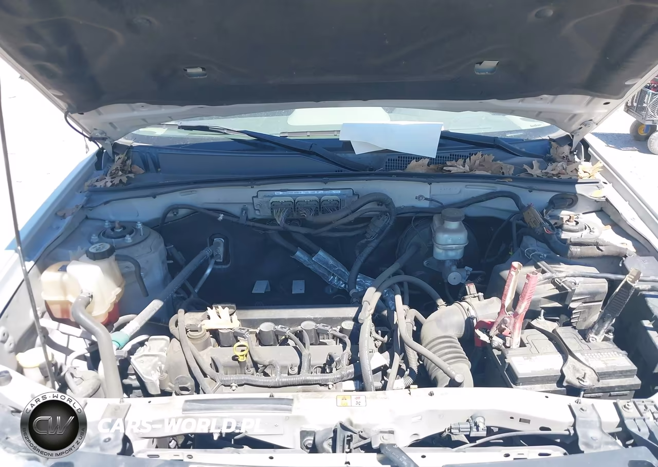 2011 Ford Escape Xls VIN:1FMCU0C77BKC22936 - 10