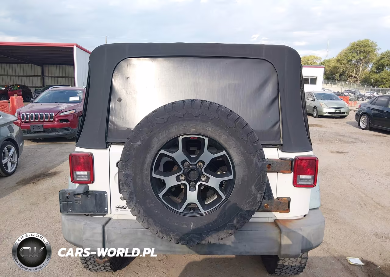 2009 Jeep Wrangler Unlimited X VIN:1J4GA39109L756412 - 16