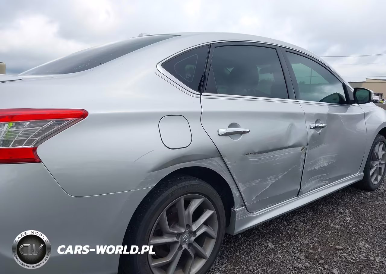 2015 Nissan Sentra Sr VIN:3N1AB7AP9FY327811 - 12