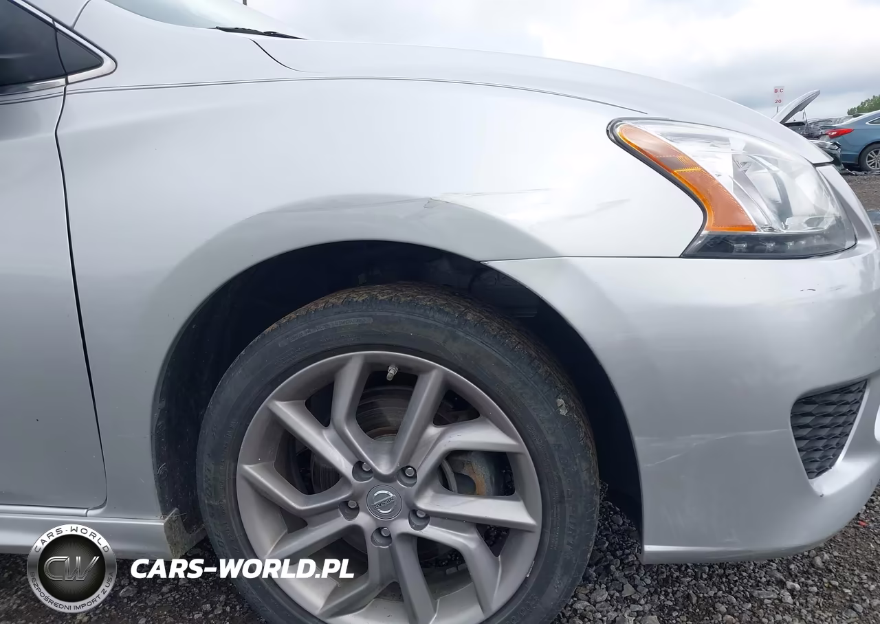 2015 Nissan Sentra Sr VIN:3N1AB7AP9FY327811 - 13