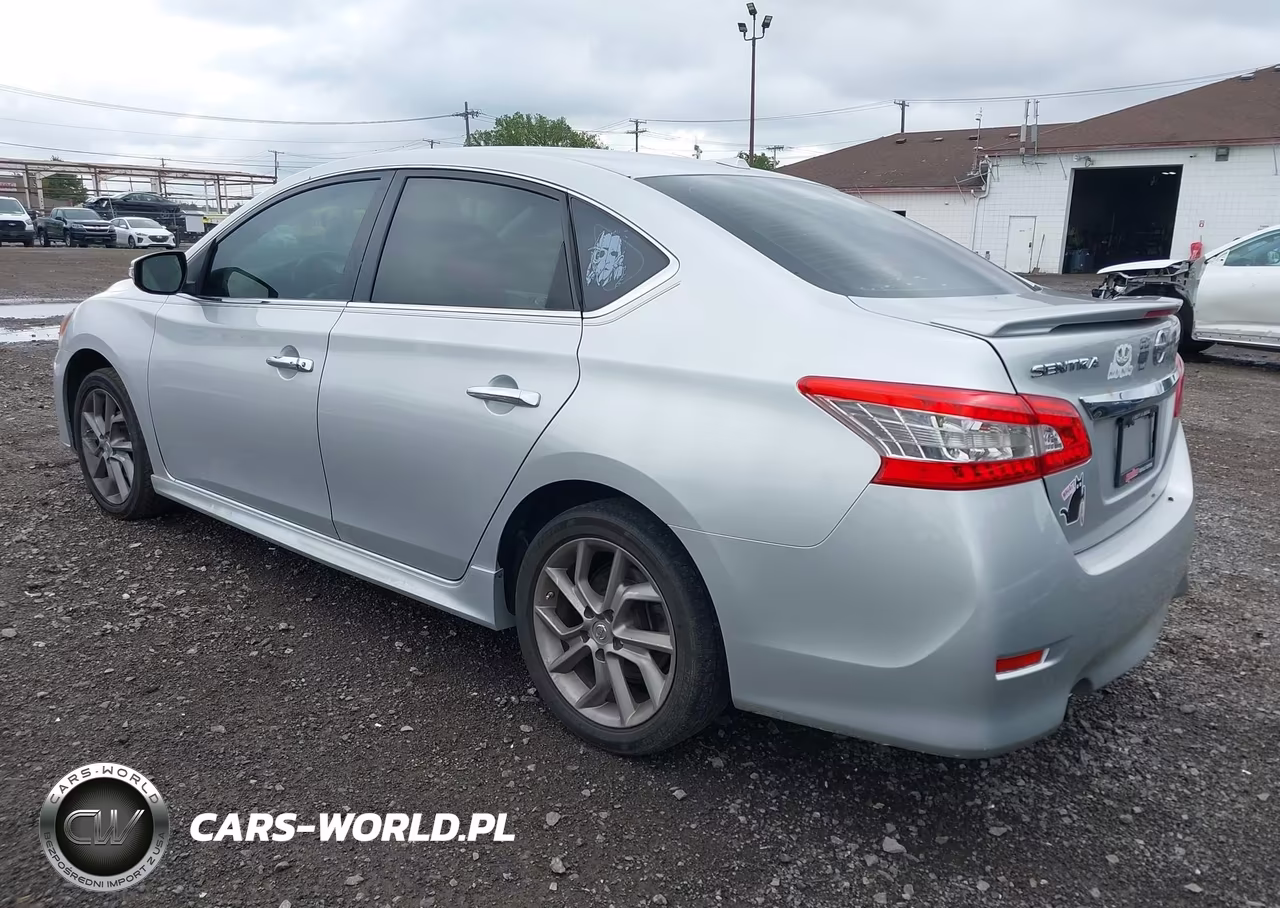 2015 Nissan Sentra Sr VIN:3N1AB7AP9FY327811 - 3