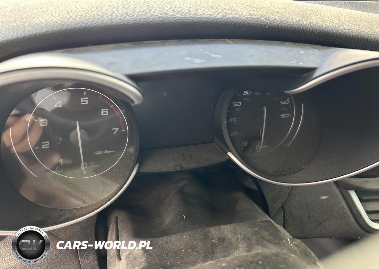 2022 Alfa Romeo Giulia Sprint Rwd VIN:ZARFAMAN3N7653676 - 7