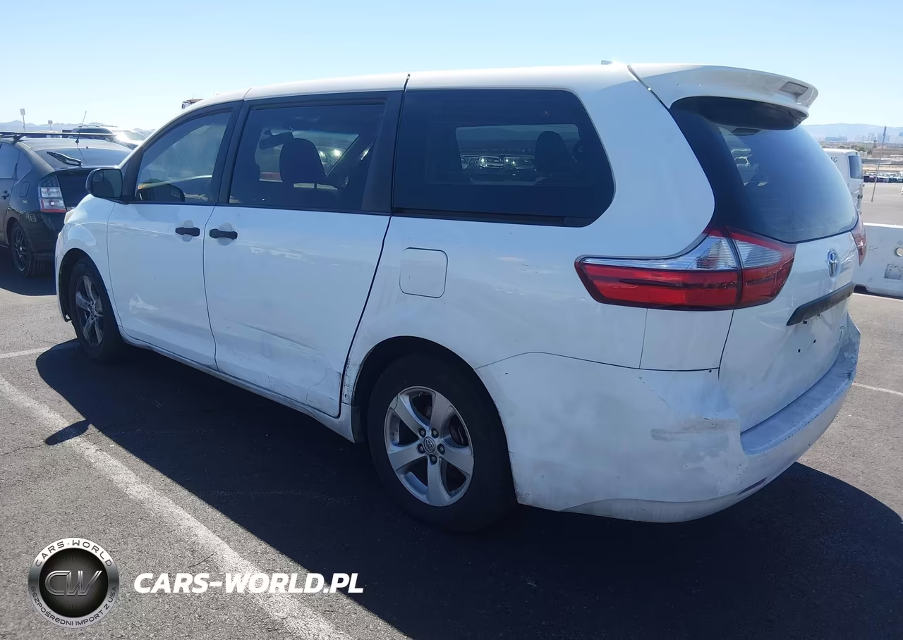 2017 Toyota Sienna L 7 Passenger VIN:5TDZZ3DCXHS807976 - 3
