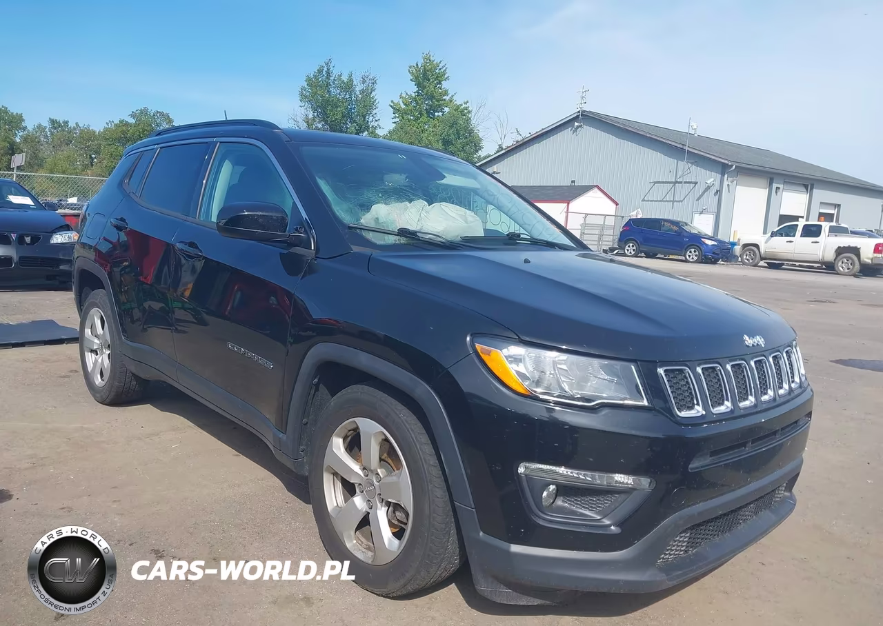 2019 Jeep Compass Latitude 4X4 – zdjęcie 1 z 17