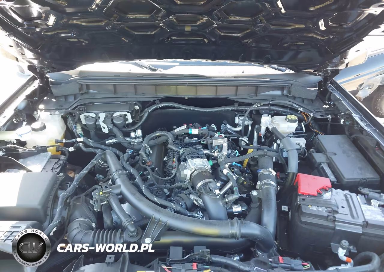 2025 Ford Bronco Outer Banks VIN:1FMEE8BP4SLA49280 - 10
