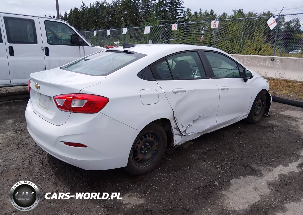 2017 Chevrolet Cruze Ls Auto VIN:1G1BC5SM2H7180784 - 4