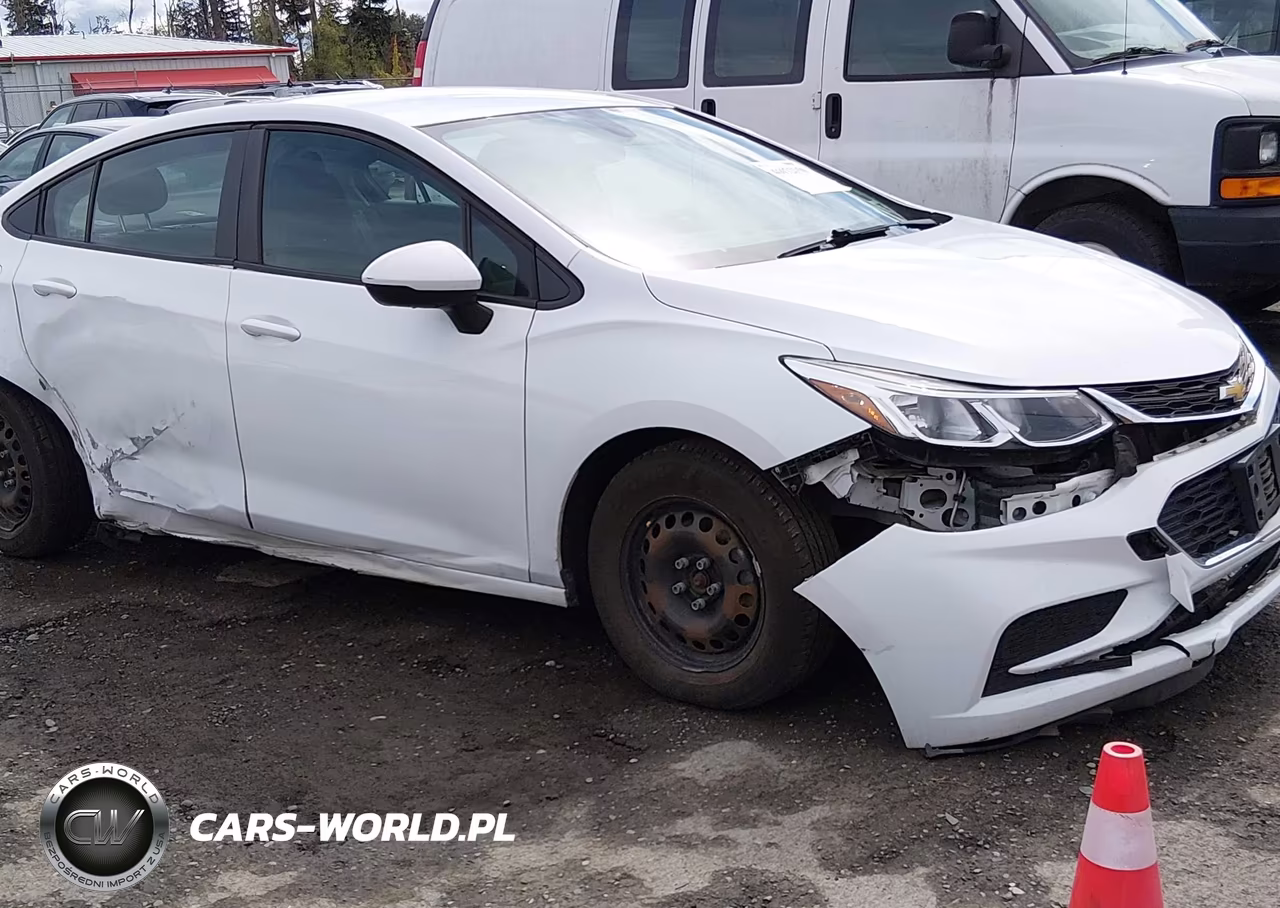 2017 Chevrolet Cruze Ls Auto VIN:1G1BC5SM2H7180784 - 6