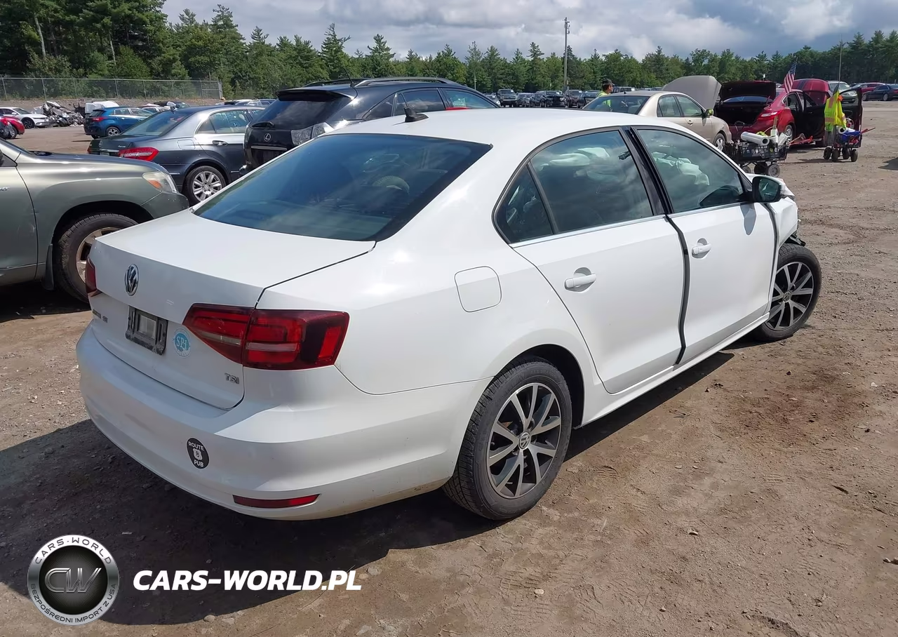 2017 Volkswagen Jetta 1.4T Se VIN:3VWB67AJ9HM242945 - 4