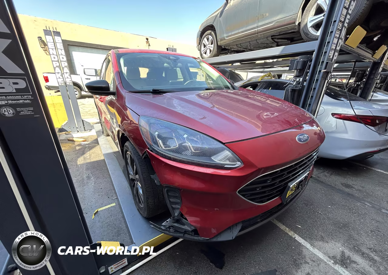 2021 Ford Escape Se