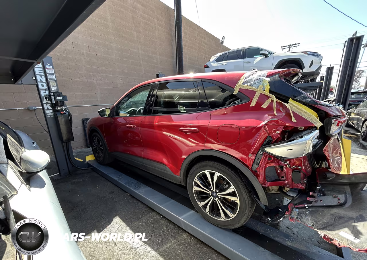 2021 Ford Escape Se VIN:1FMCU0G66MUB21380 - 14