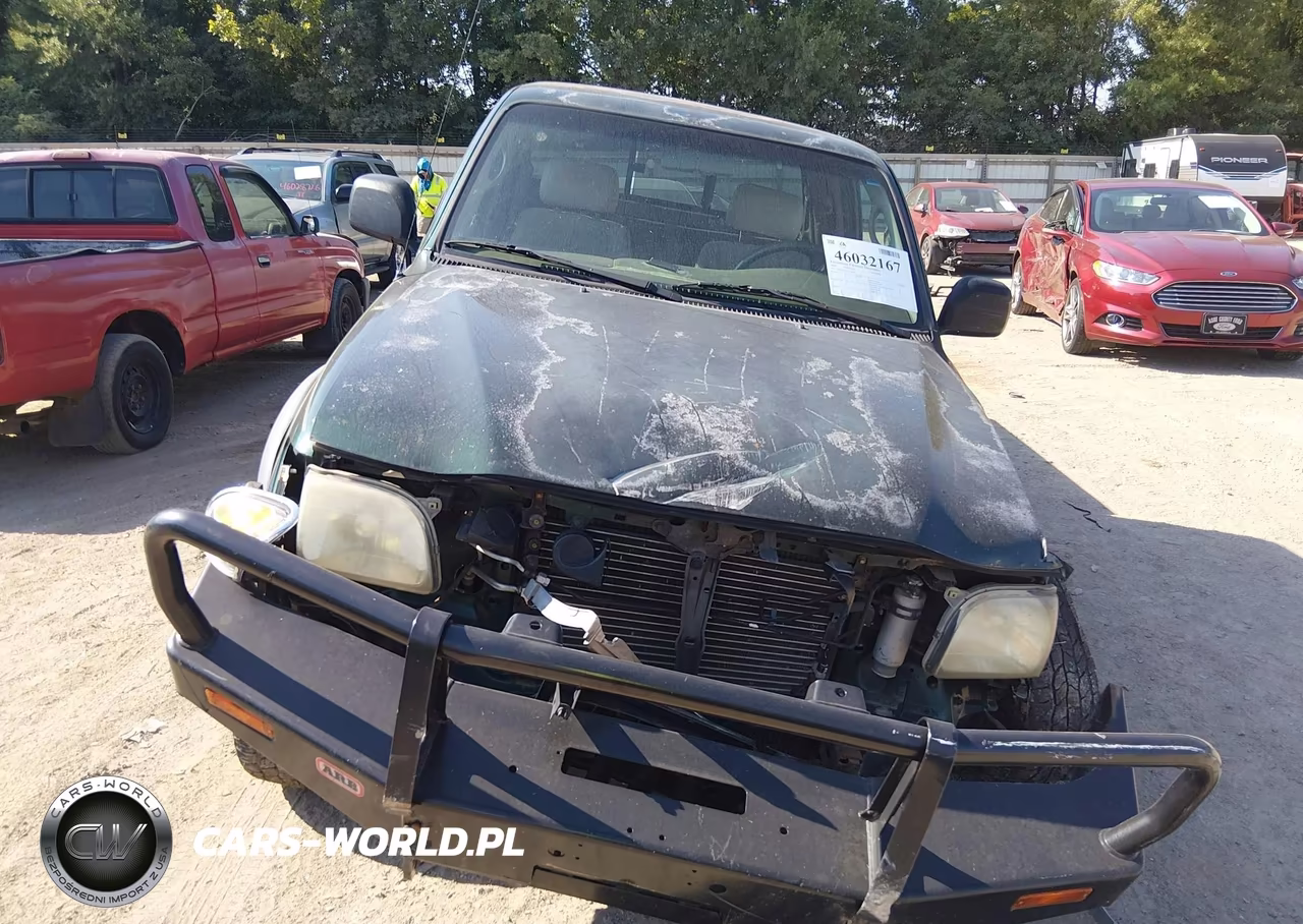 2003 Toyota Tacoma Base V6 VIN:5TEWN72N93Z244828 - 12