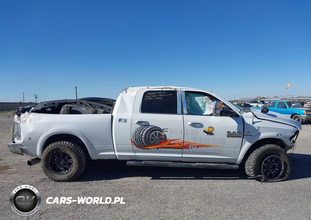 2013 Ram 2500 Laramie VIN:3C6UR5NL7DG512189 - 12