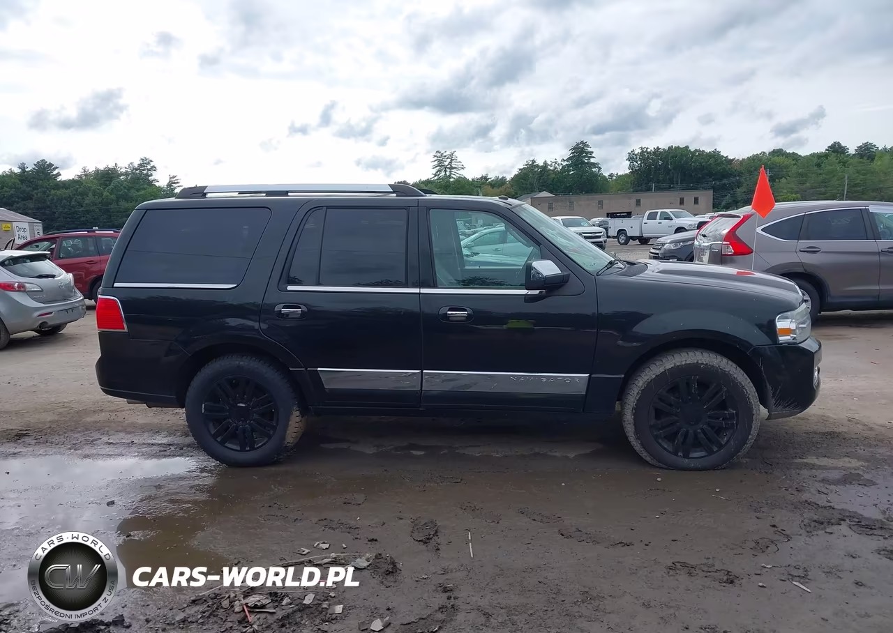 2013 Lincoln Navigator VIN:5LMJJ2J53DEL01273 - 13