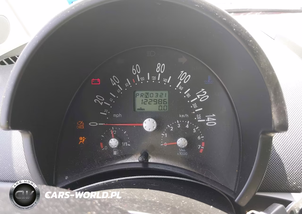 1998 Volkswagen New Beetle VIN:3VWBB61C4WM010483 - 7