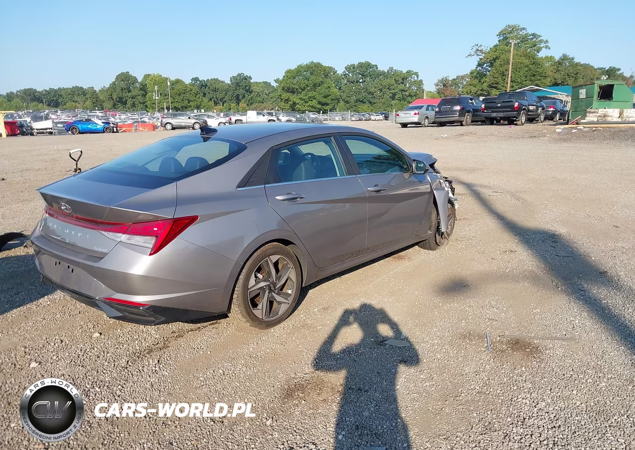 2022 Hyundai Elantra Limited VIN:KMHLP4AG0NU365365 - 4