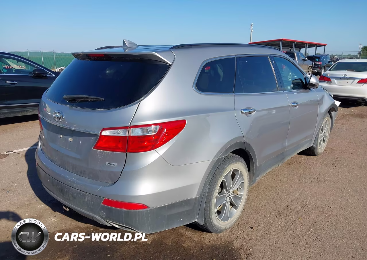 2016 Hyundai Santa Fe Se VIN:KM8SMDHF6GU147628 - 4