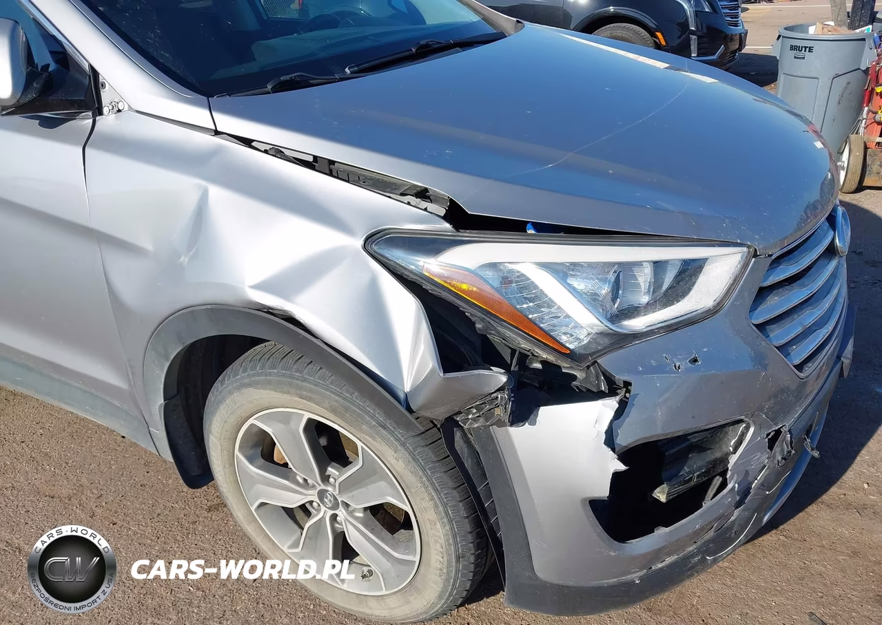 2016 Hyundai Santa Fe Se VIN:KM8SMDHF6GU147628 - 6