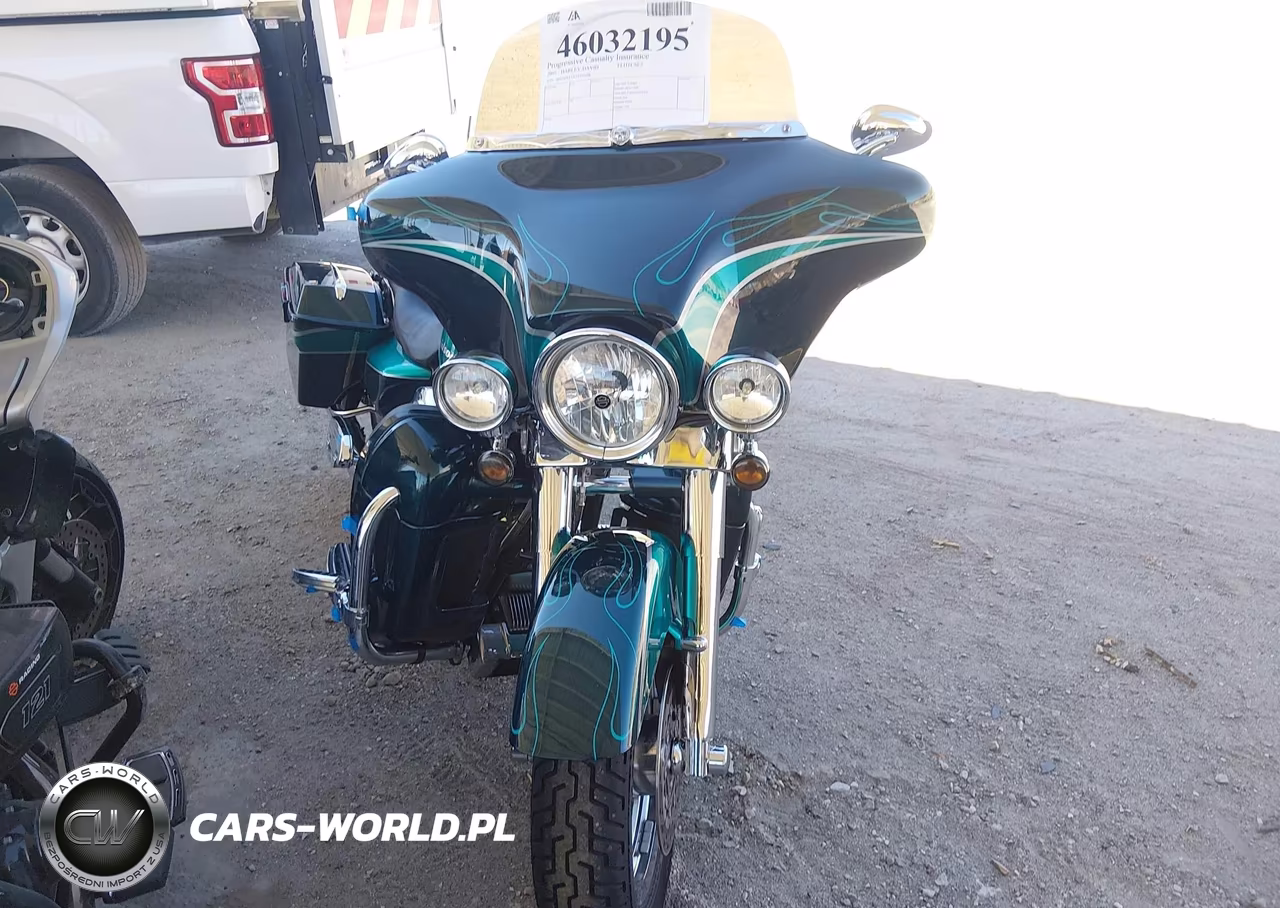 2005 Harley-Davidson Flhtcse2 VIN:1HD1PKE1X5Y950208 - 5