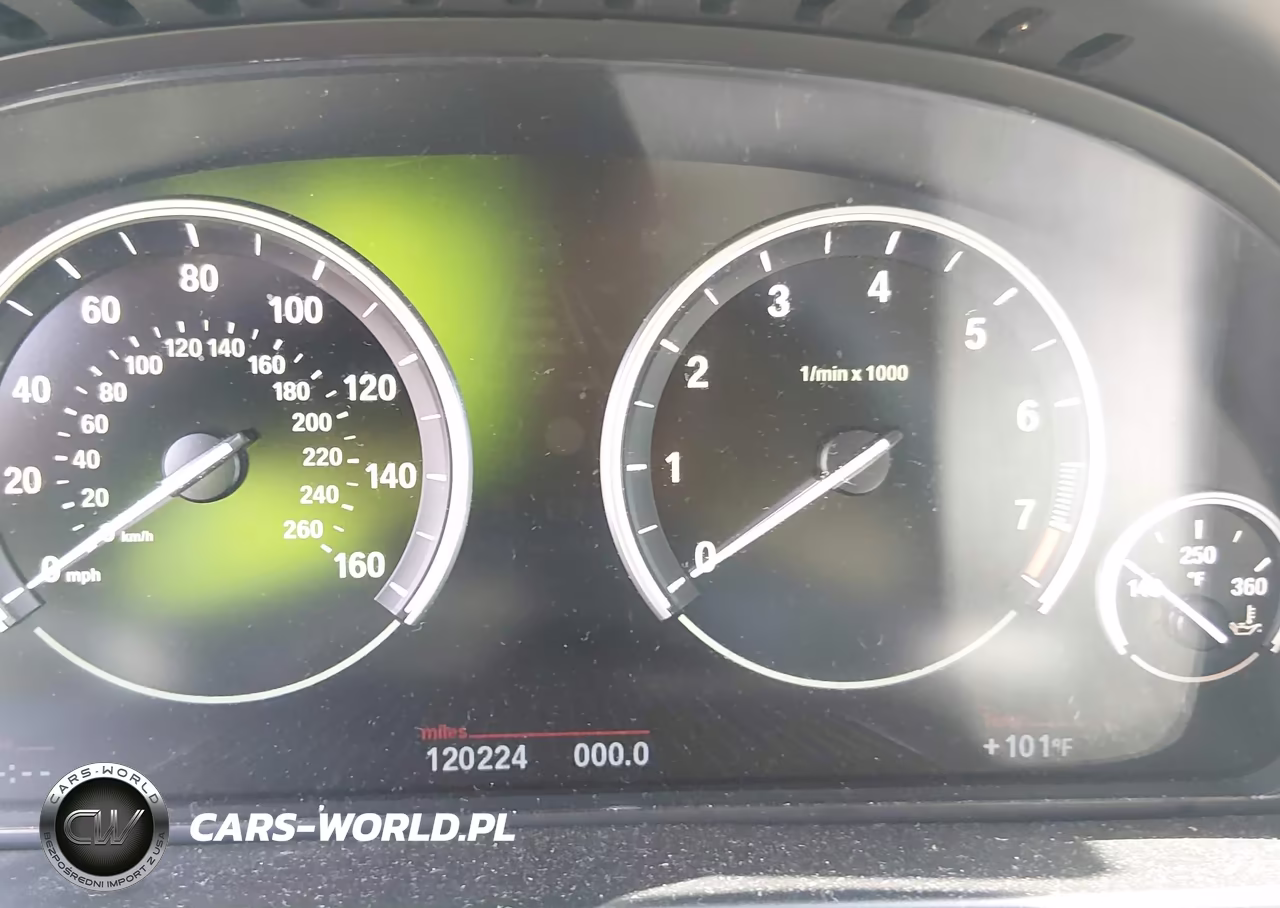 2016 BMW X5 xDrive35I VIN:5UXKR0C54G0P31173 - 15