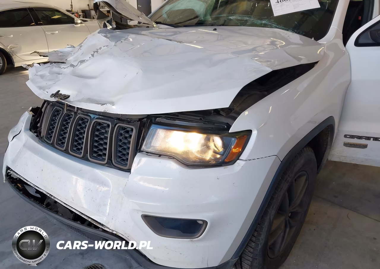 2016 Jeep Grand Cherokee 75Th Anniversary VIN:1C4RJFAG0GC506133 - 6