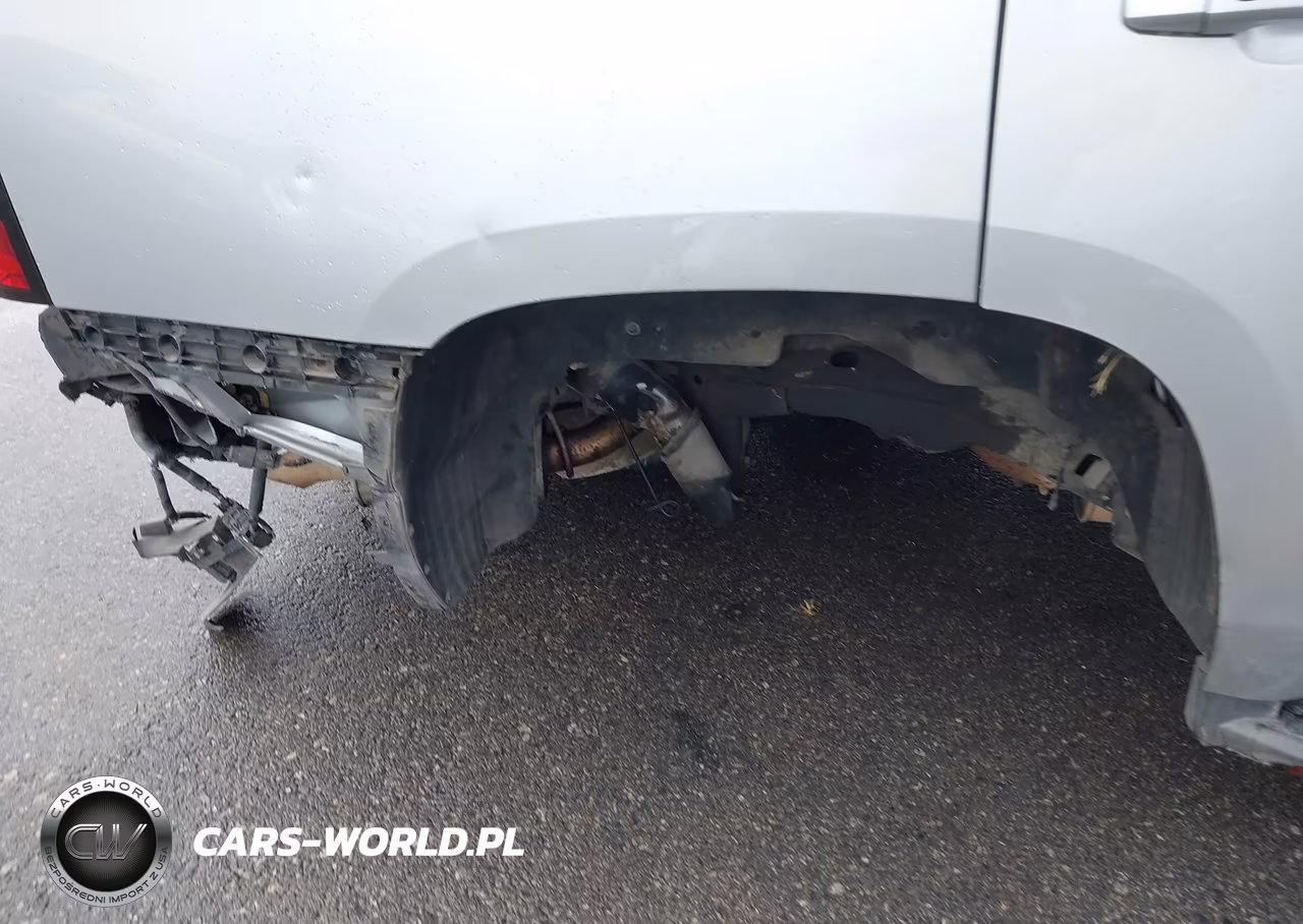 2019 Chevrolet Tahoe Lt VIN:1GNSCBKC2KR192630 - 14