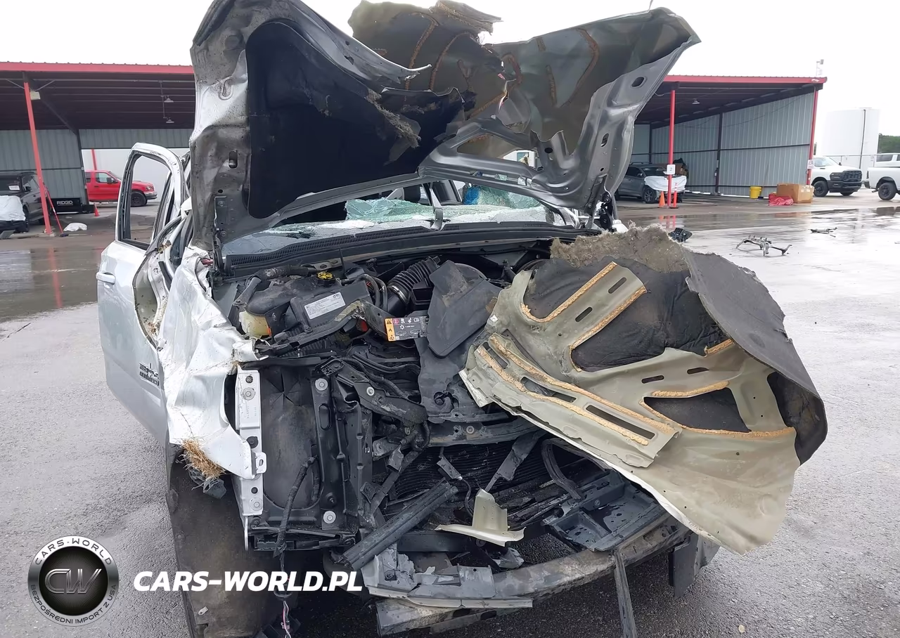 2019 Chevrolet Tahoe Lt VIN:1GNSCBKC2KR192630 - 6