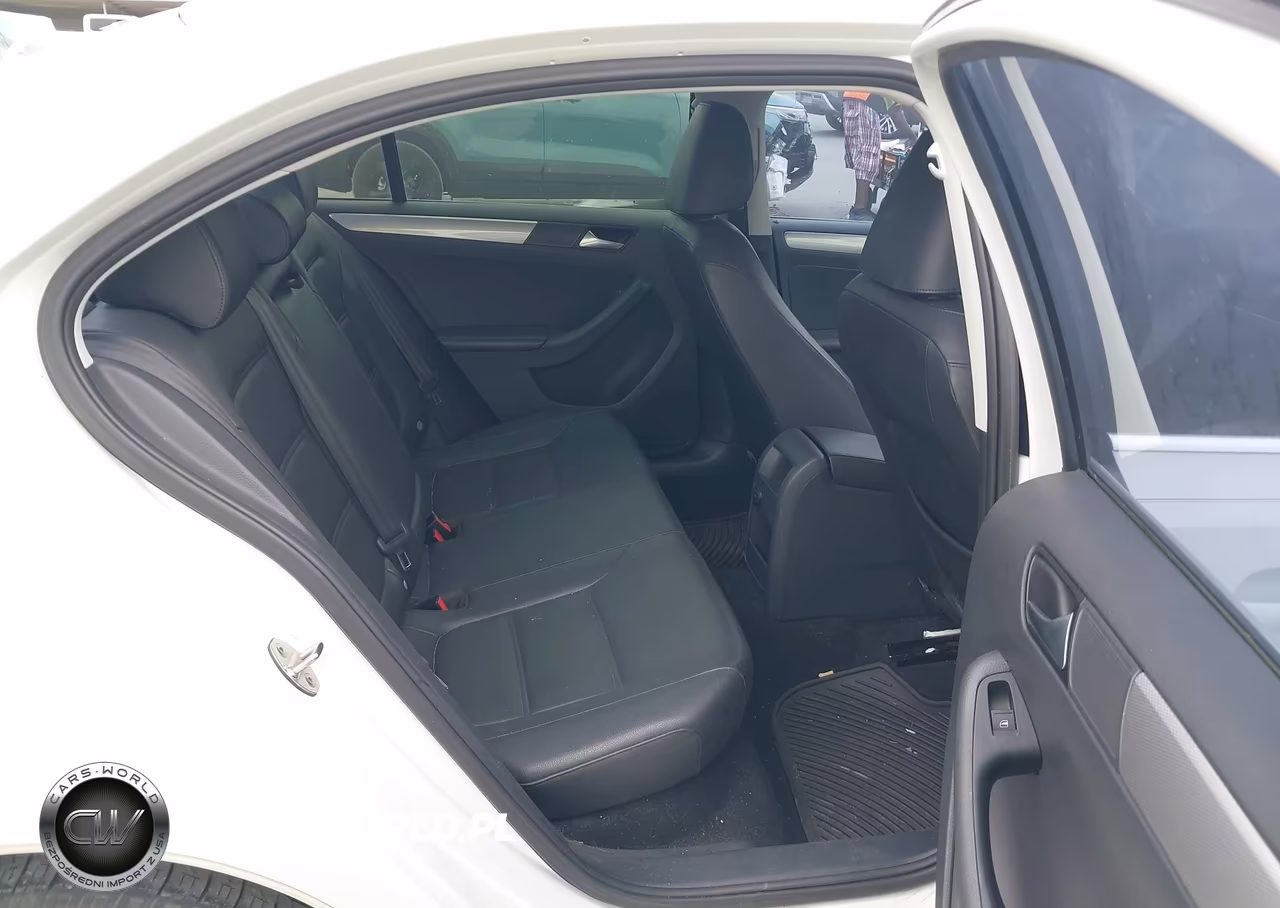 2017 Volkswagen Jetta 1.4T Se VIN:3VWDB7AJ3HM208570 - 8