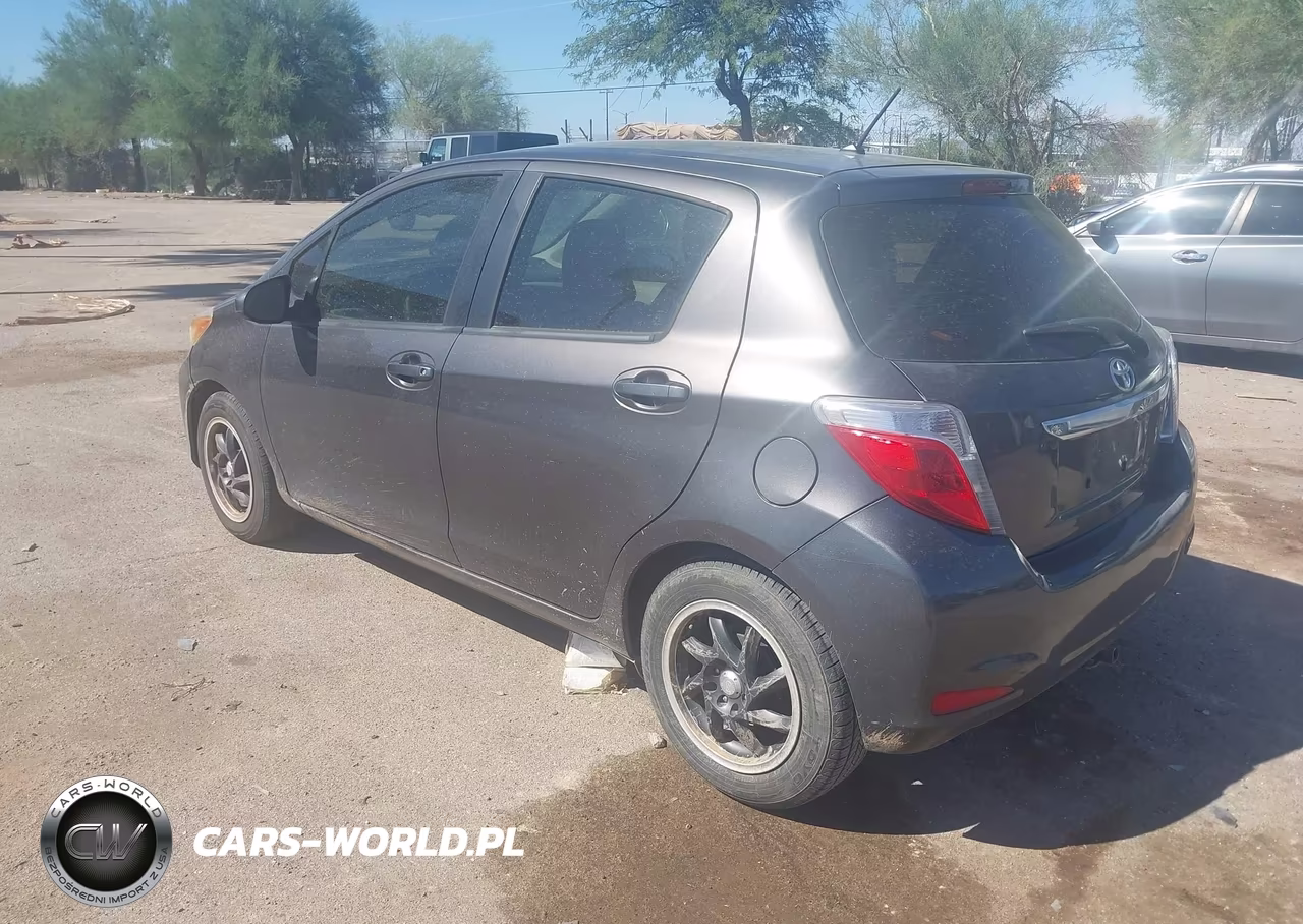 2012 Toyota Yaris Le VIN:JTDKTUD32CD532911 - 3