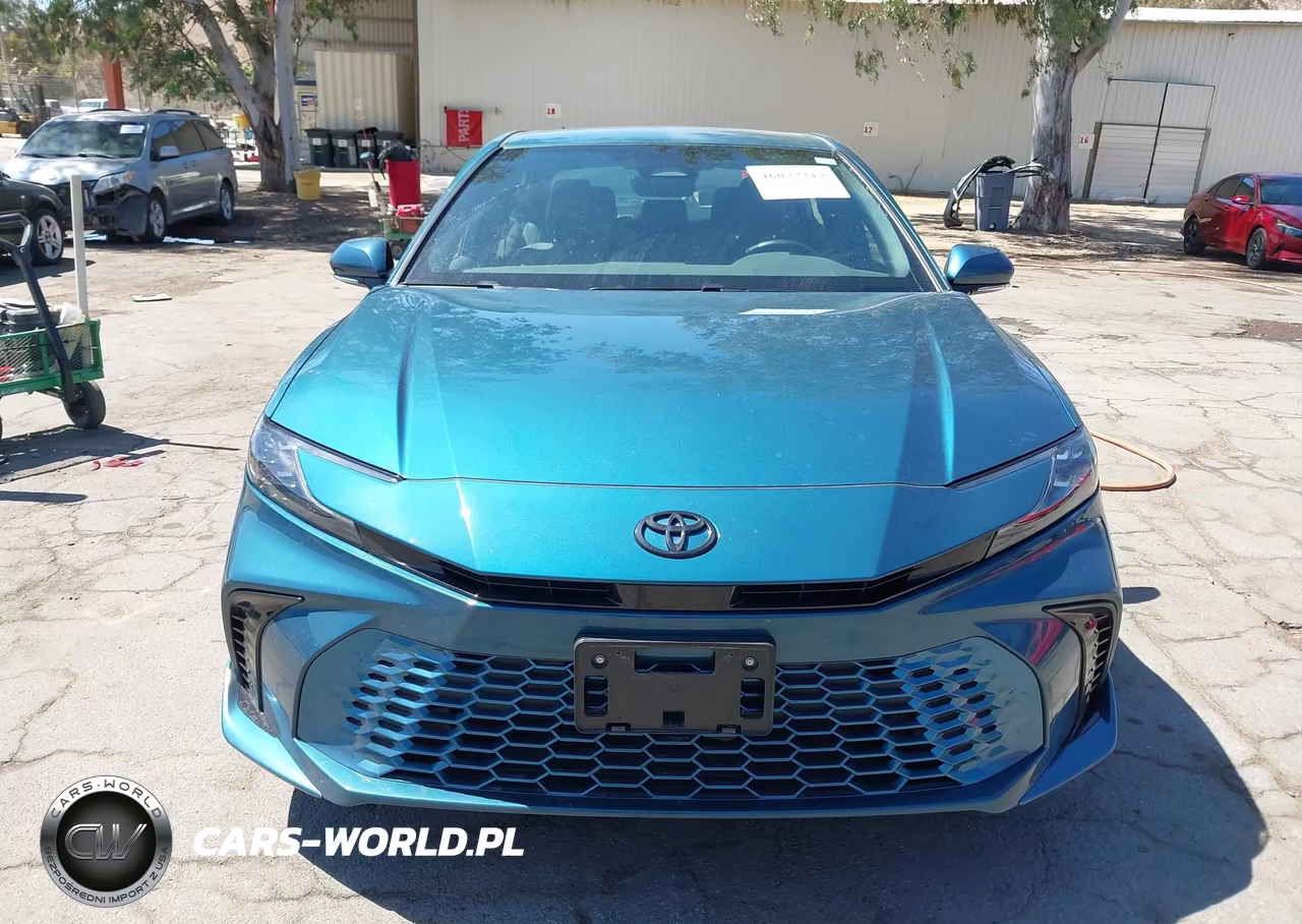 2026 Toyota Camry Xse VIN:4T1DAACK3TU730365 - 13