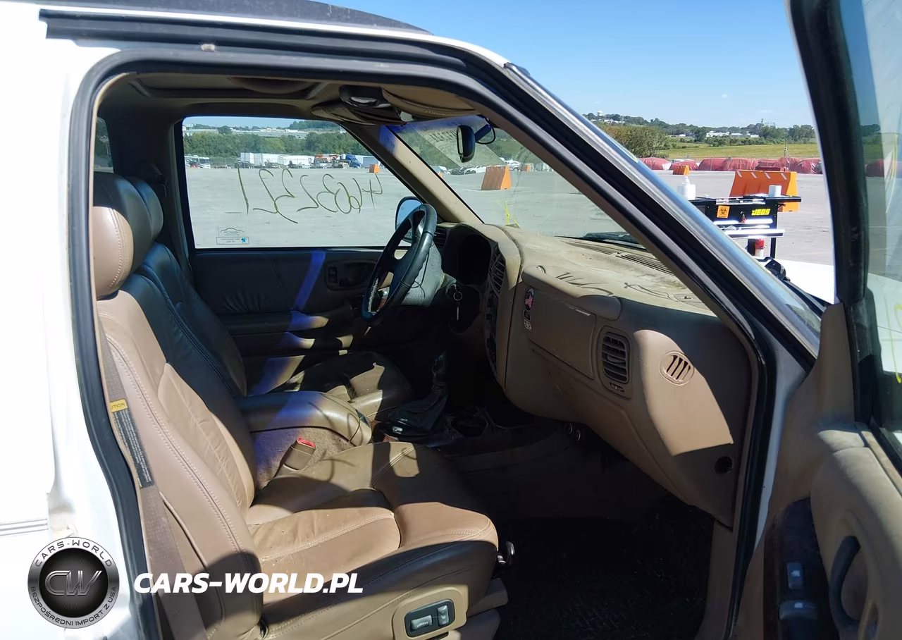 1998 Oldsmobile Bravada VIN:1GHDT13W0W2711624 - 5