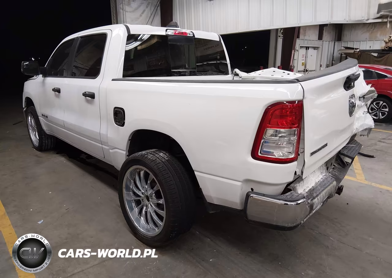 2023 Ram 1500 Big Horn 4X4 5'7 Box VIN:1C6RRFFG2PN643300 - 3