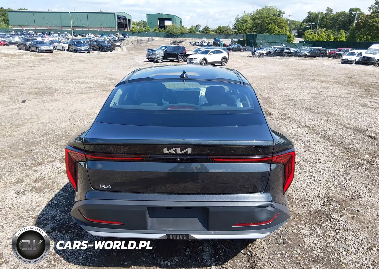 2025 Kia K4 Lxs VIN:3KPFT4DE3SE097025 - 16