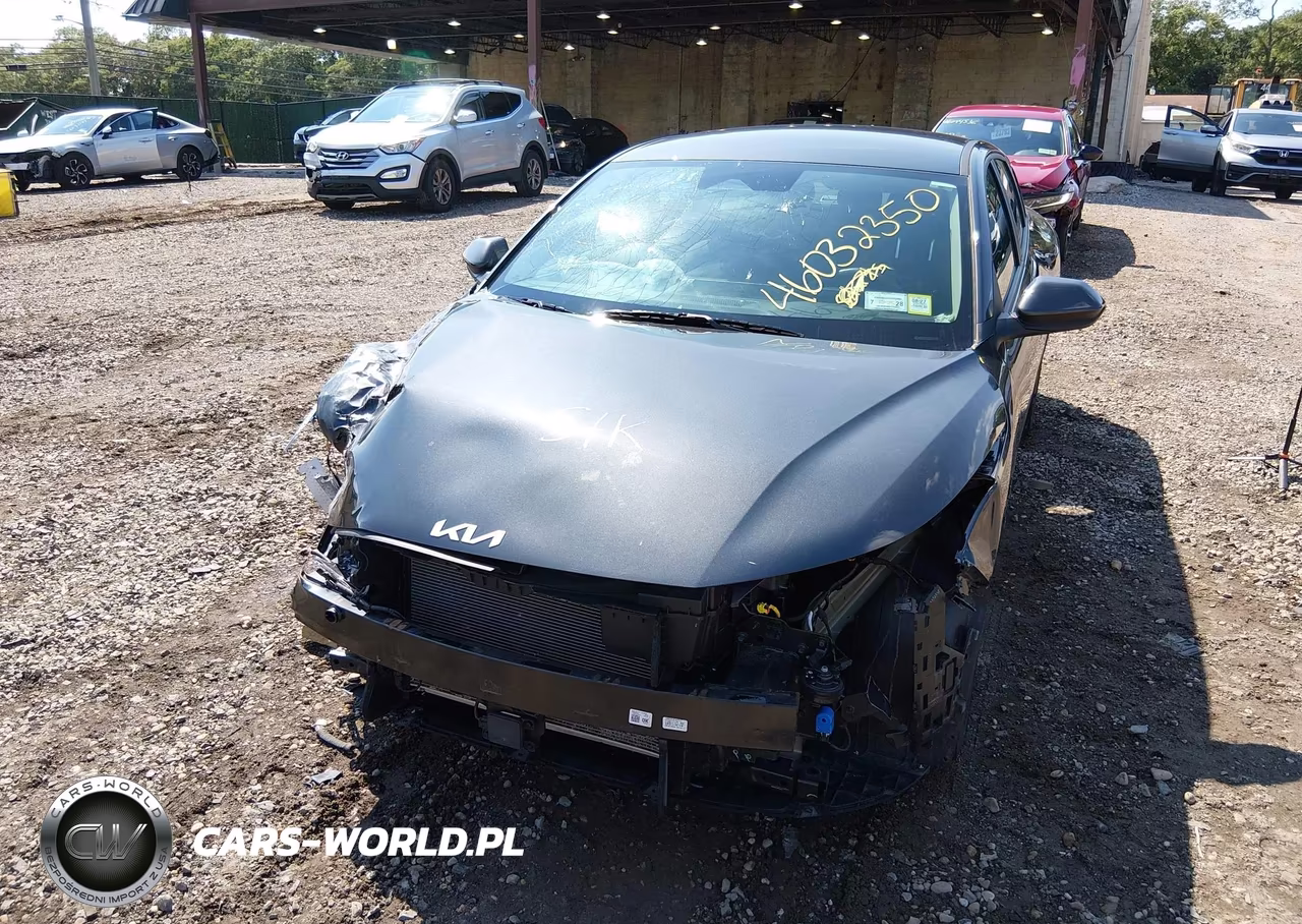 2025 Kia K4 Lxs VIN:3KPFT4DE3SE097025 - 6