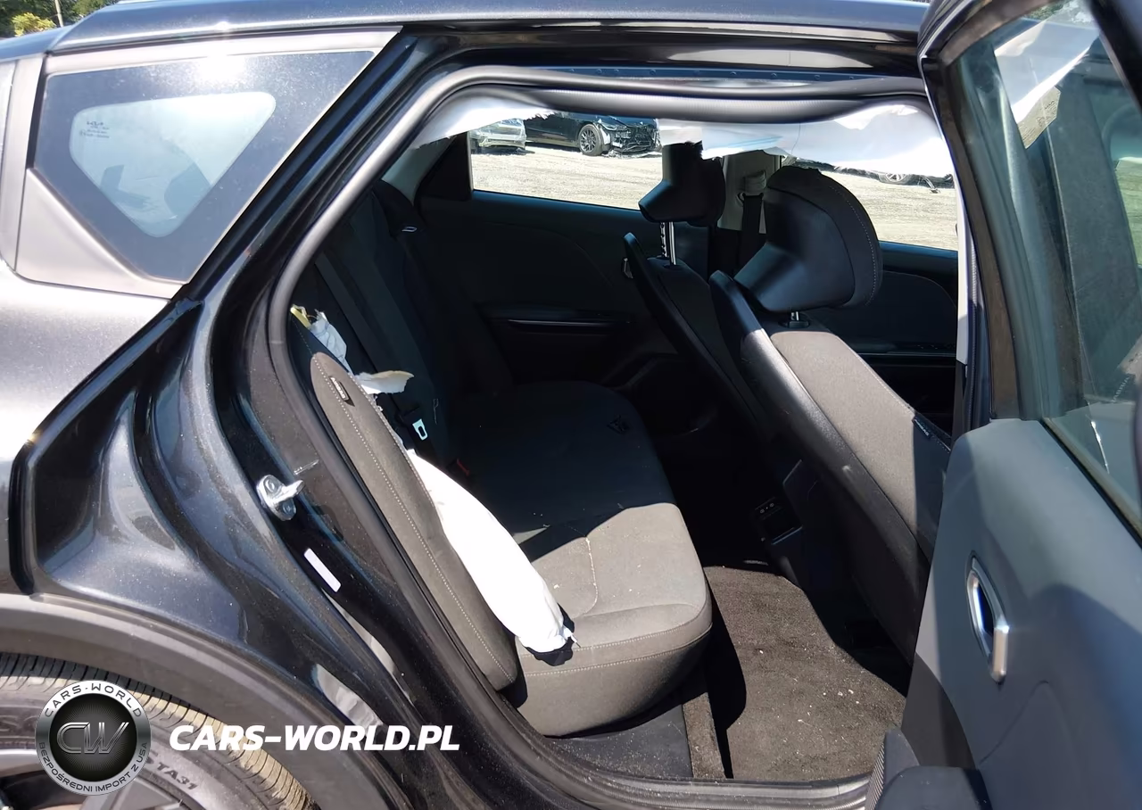 2025 Kia K4 Lxs VIN:3KPFT4DE3SE097025 - 8