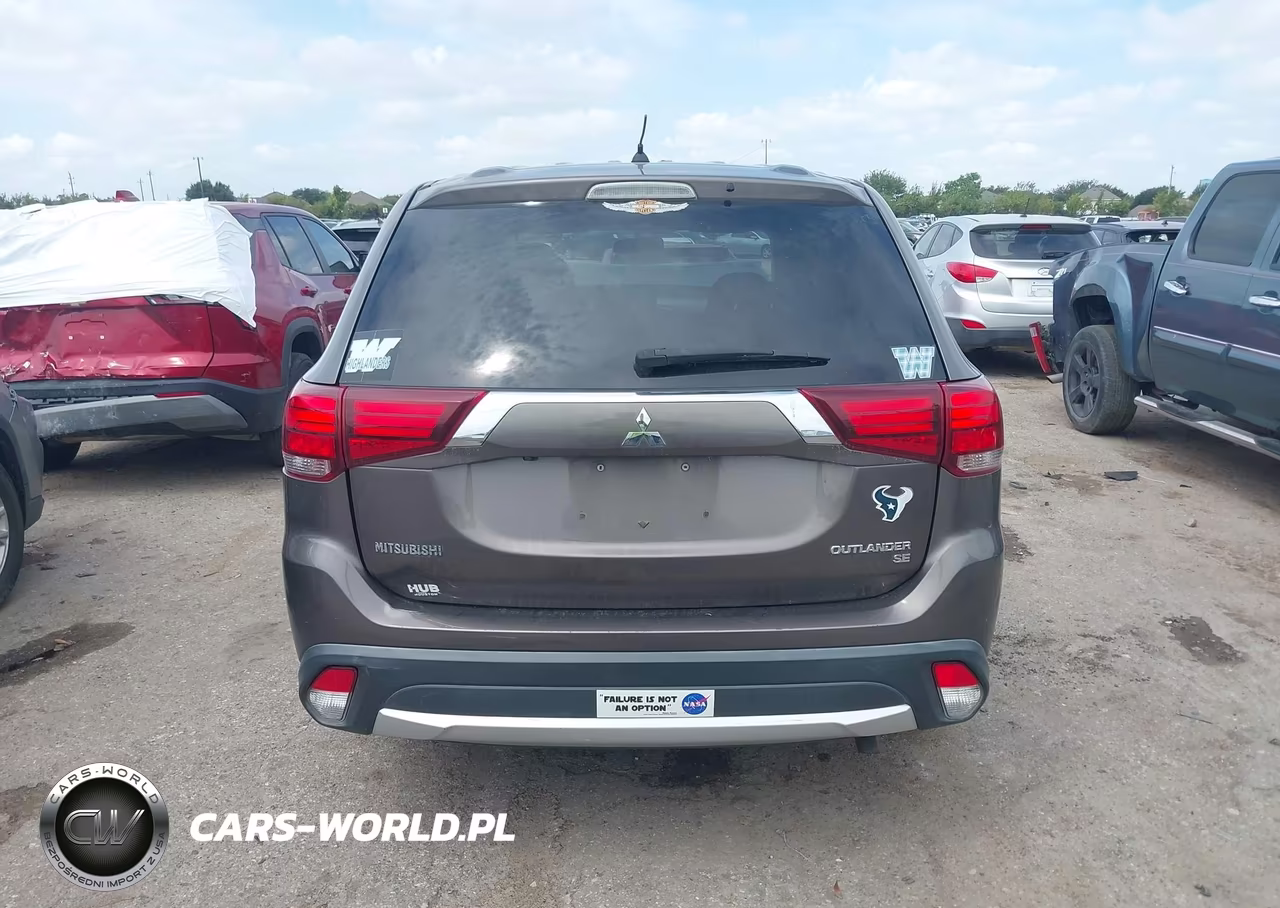2016 Mitsubishi Outlander Se VIN:JA4AD3A38GZ015834 - 16